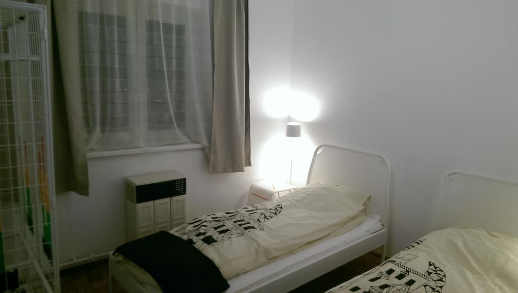 Ch4 Apartment Mediaş Δωμάτιο φωτογραφία